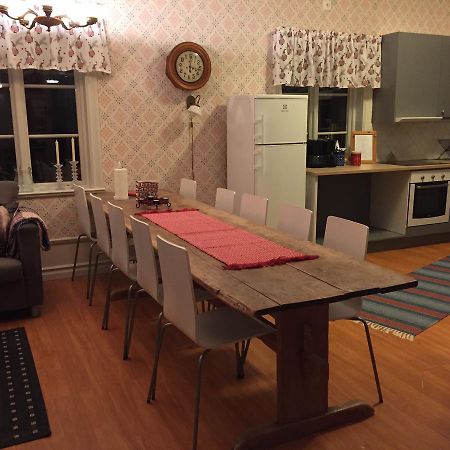 Gaestgivars Vandrarhem Och B&B Järvsö Eksteriør billede
