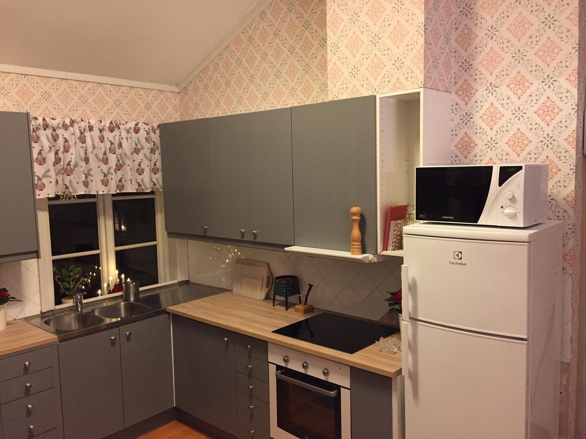 Gaestgivars Vandrarhem Och B&B Järvsö Eksteriør billede